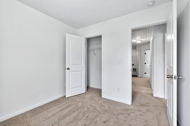 Building Photo - 4509 Middletown Dr