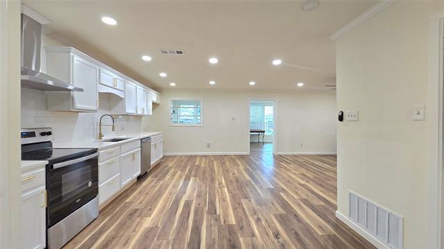 Building Photo - 1410 Chinook Dr