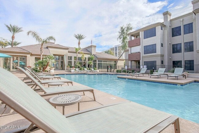 Building Photo - 3848 N 3rd Ave