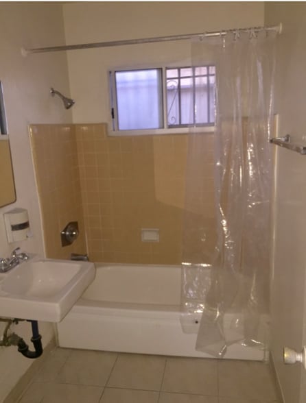 Building Photo - 4166 Inglewood Blvd