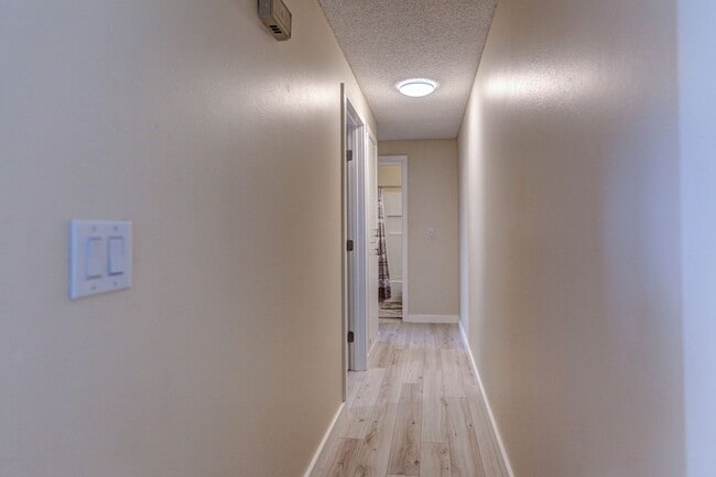 Building Photo - Prime North Spokane Location Near Providence Hospital