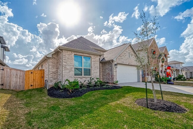 Building Photo - 4934 Finns Lndg St