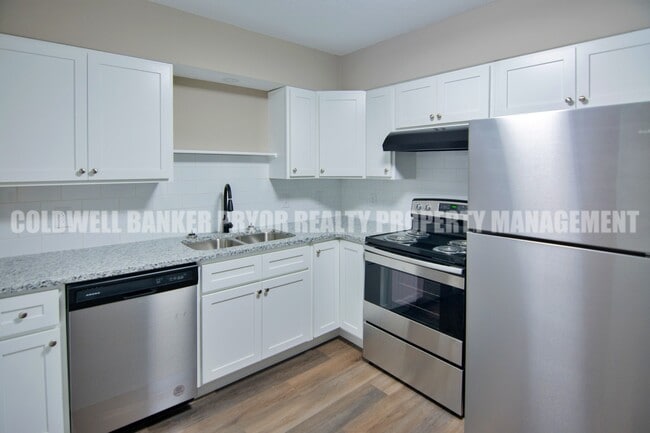 Building Photo - 5824 Moody Sawyer Rd