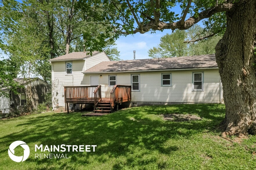 Building Photo - 10306 Oakland Ave