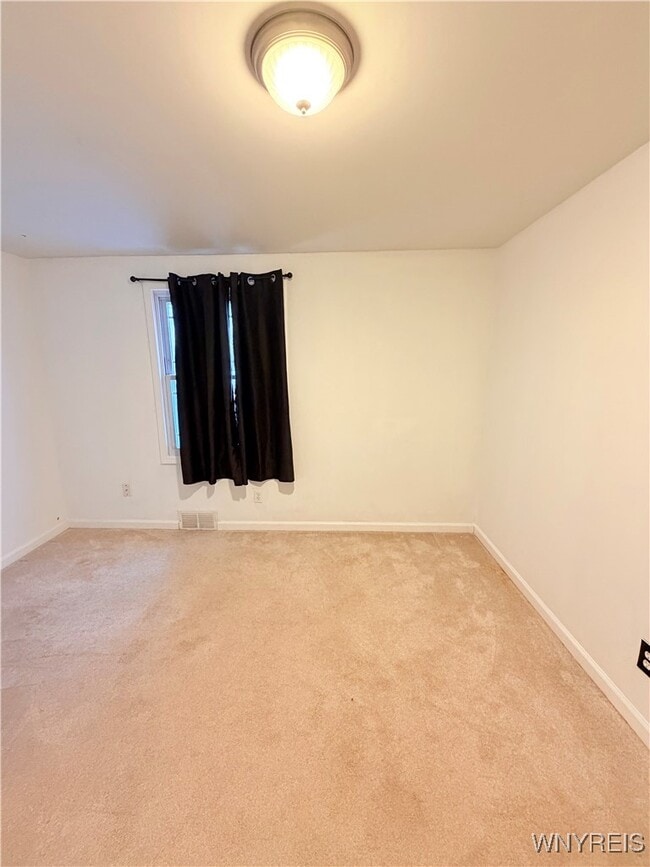 Building Photo - 79 E Toulon Dr