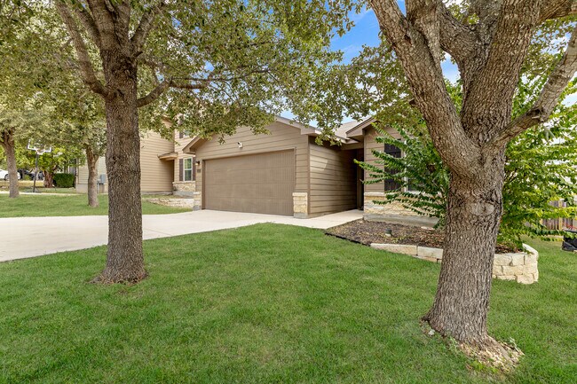 Primary Photo - 2122 York Bend
