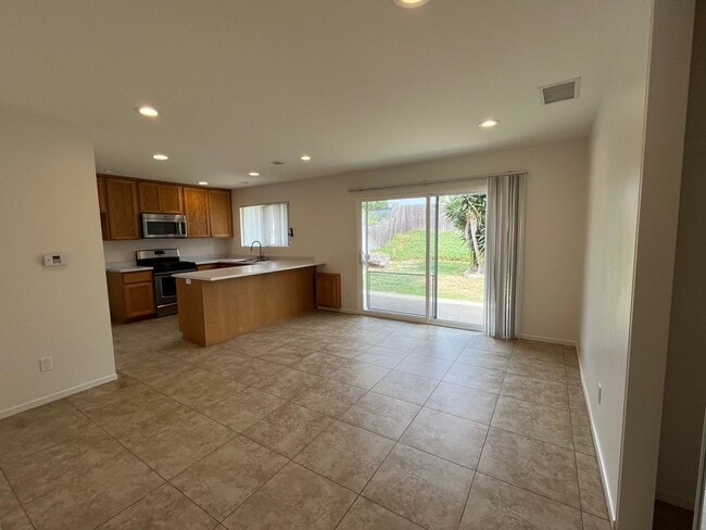 Building Photo - Perfect Home In A Cul De Sac ~ 3 Bedroom /...