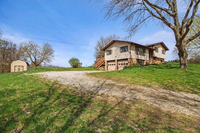 Building Photo - 8535 Scully Rd