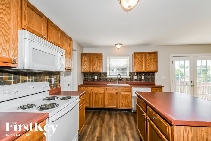 Building Photo - 1250 Flintshire Ln
