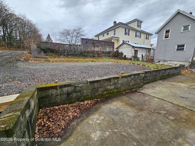 Building Photo - 1515 Brick Ave