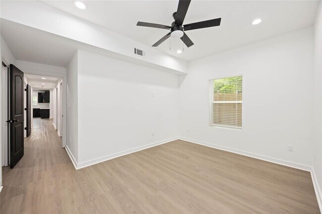 Building Photo - 416 N Carolina St