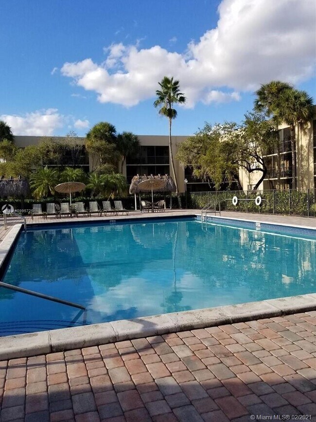 Building Photo - 8005 SW 107th Ave