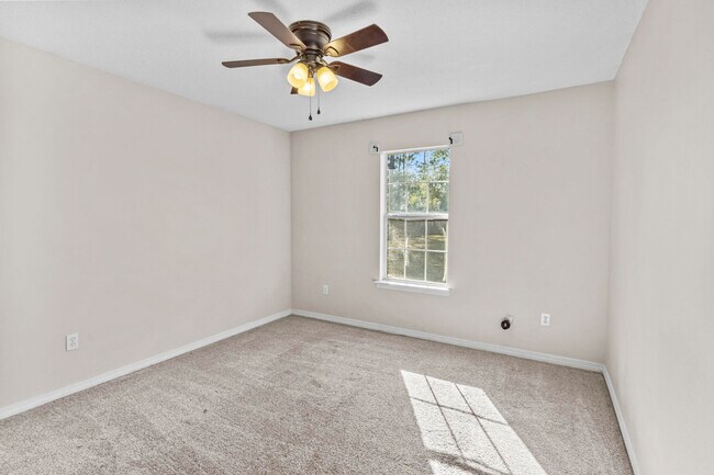 Building Photo - 8103 Menorca St