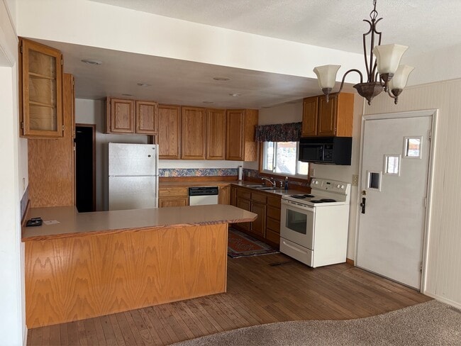 Building Photo - 62281 CO-90