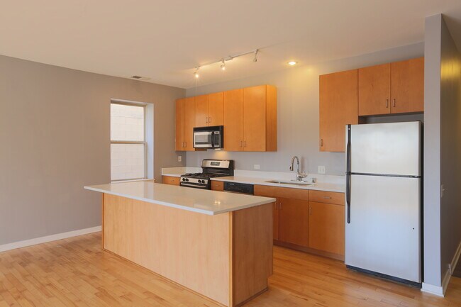 Building Photo - 1258 S Blue Island Ave