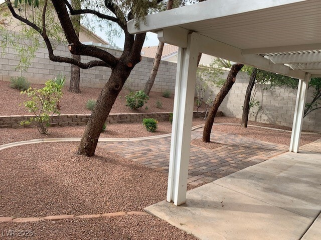 Building Photo - 263 Camelback Ridge Ave