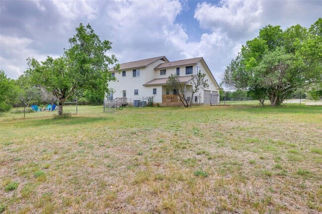 Building Photo - 109 Rimrock Ln