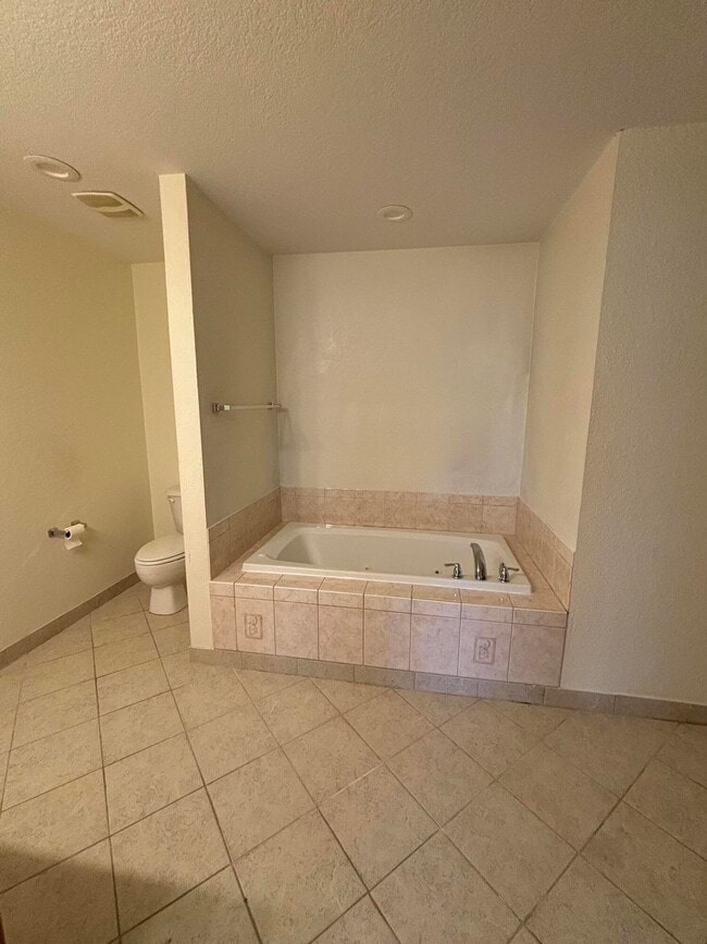 Building Photo - 12577 Westhampton Cir