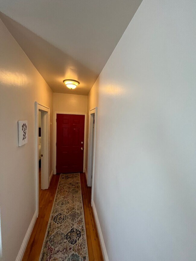 Building Photo - Hyde Apartments