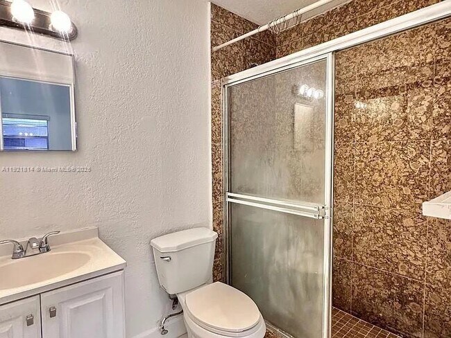 Building Photo - 2731 NW 27th St