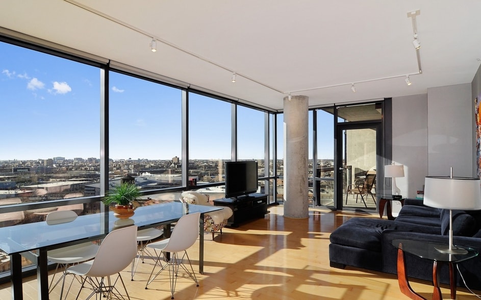 Building Photo - 860 W Blackhawk St