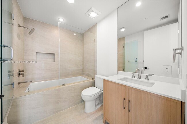 Building Photo - 1100 Biscayne Blvd