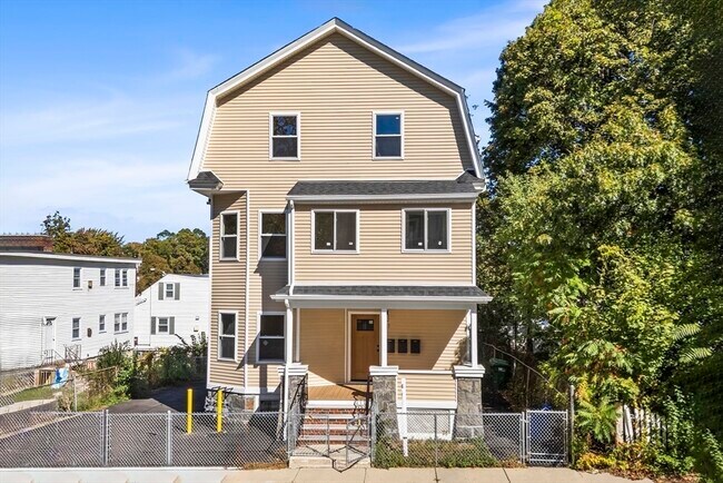 Building Photo - 31 Woodale Ave