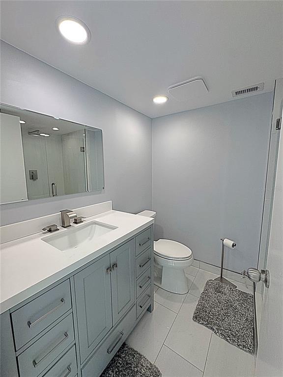 Building Photo - 400 Island Way