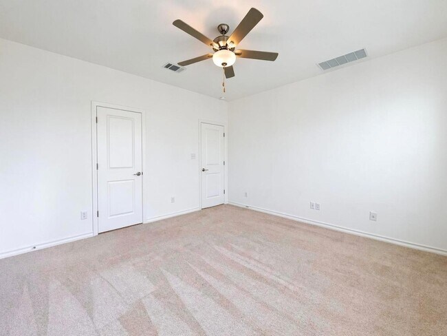 Building Photo - 366 Papaya Dr