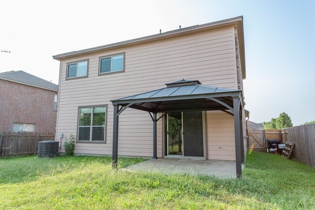 Building Photo - 2007 Rim Rock Dr