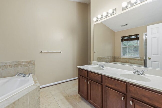 Building Photo - 4613 Harrier Way