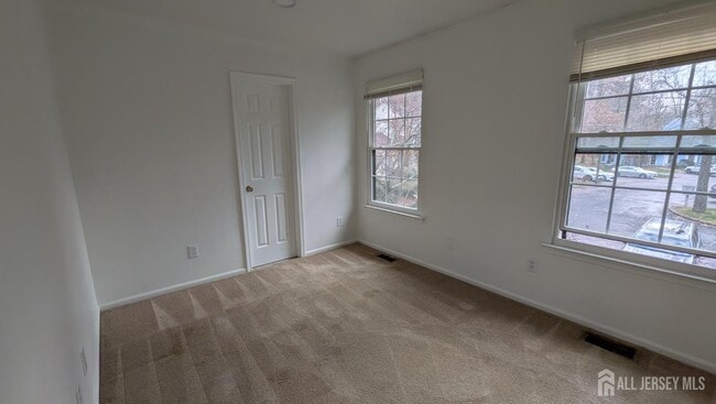 Building Photo - 2103 Timber Oaks Rd