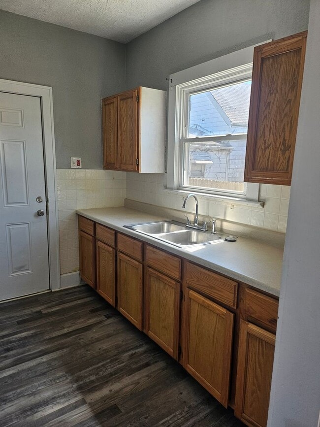 Building Photo - Nice 2 Bedroom 1 Bath House *EHA Accepted*