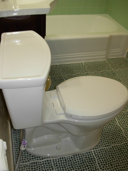 Building Photo - 1310 N Spurgeon St