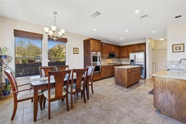 Building Photo - 601 Riley Trl