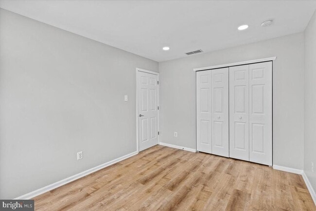 Building Photo - 14 Hearthstone Ln