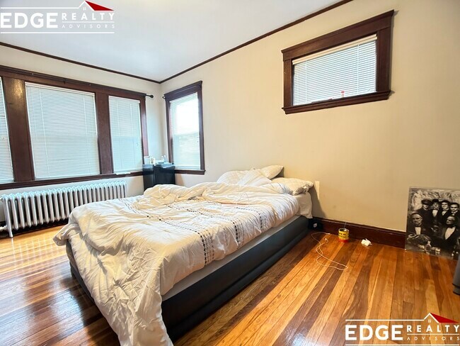Building Photo - 136 Edenfield Ave
