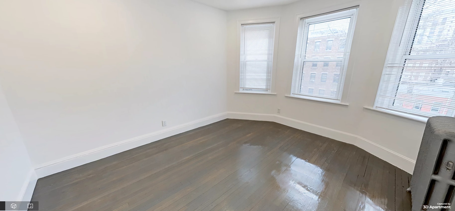 Building Photo - 52 Queensberry St