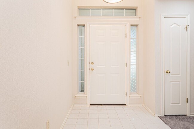 Building Photo - 13003 Tantivy Dr