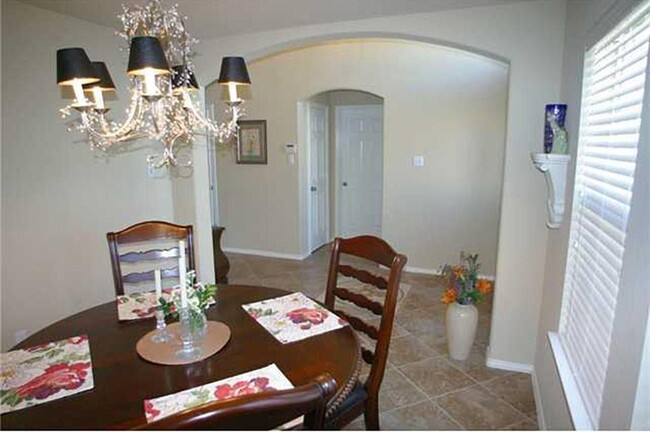 Building Photo - 11105 Cain Harvest Dr