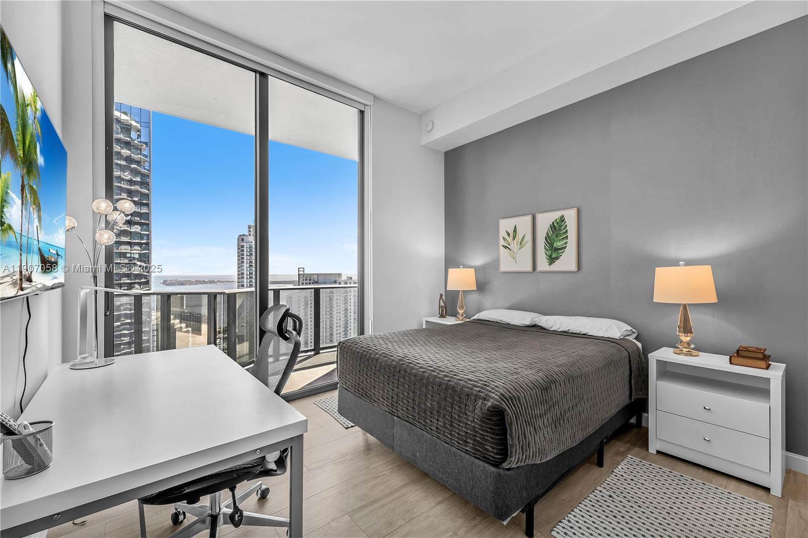 Building Photo - 45 SW 9th St