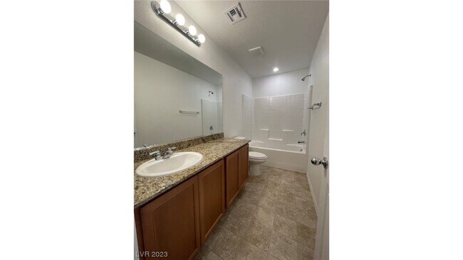 Building Photo - 6124 Castle Gardens Ave