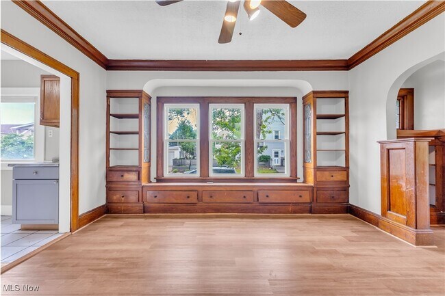 Building Photo - 4732 E 104th St