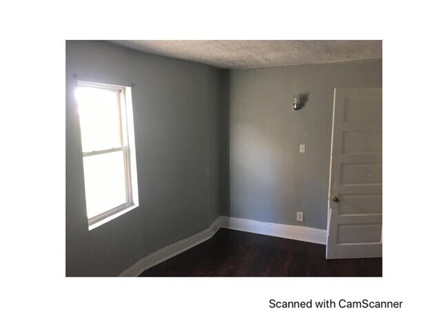Building Photo - 156 Gunckel Ave