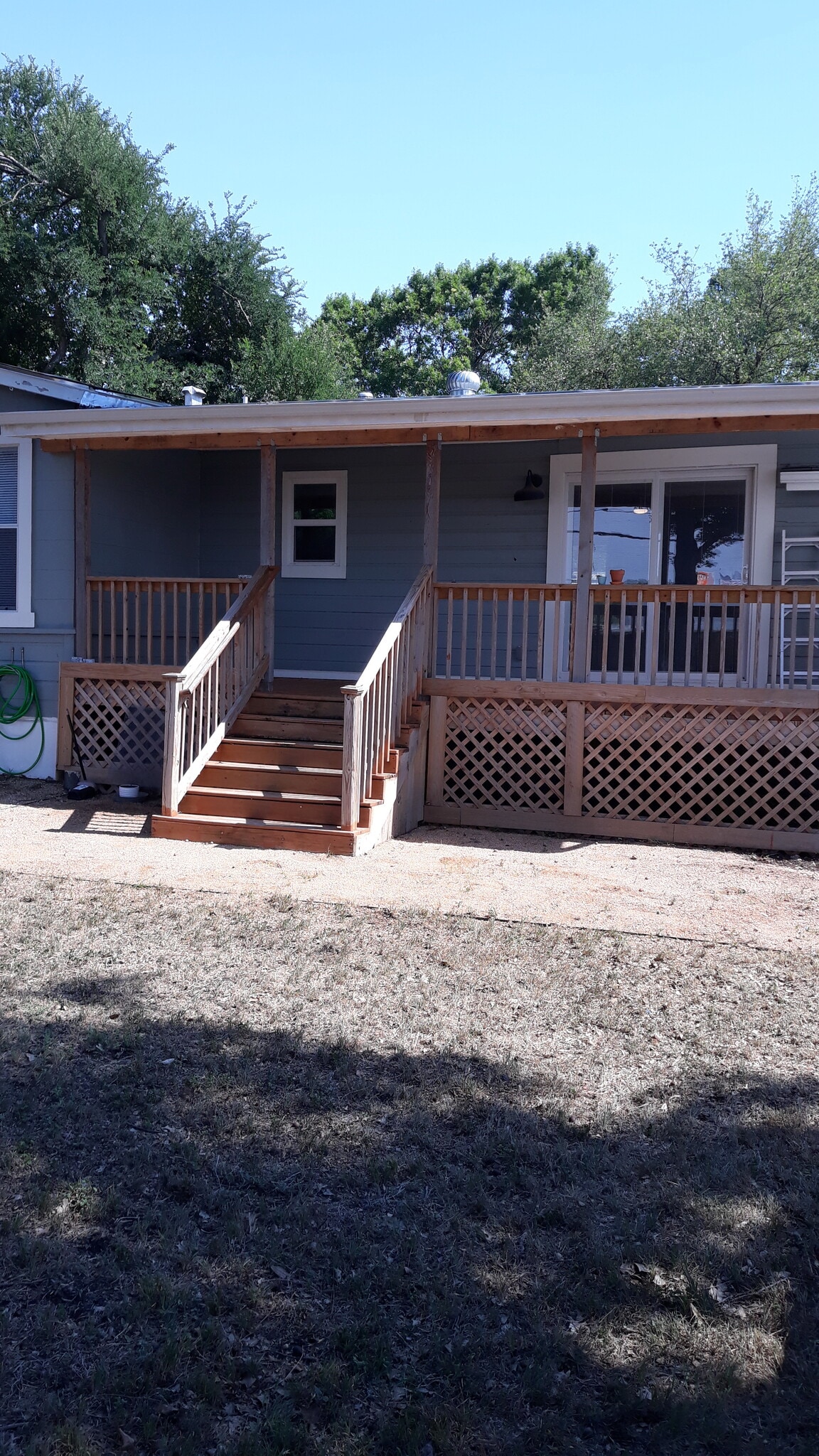 Building Photo - 319 Sumner Dr