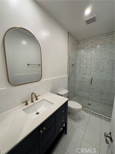 Building Photo - 2388 Yasamin Pl