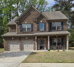 Building Photo - 422 Live Oak Pass