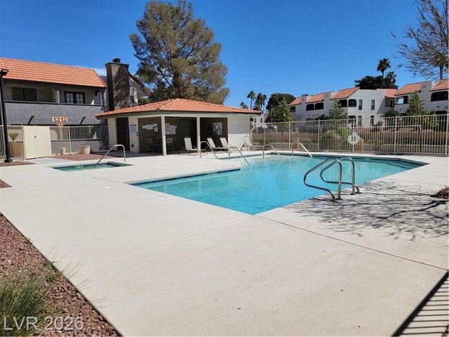 Building Photo - 711 Bass Dr