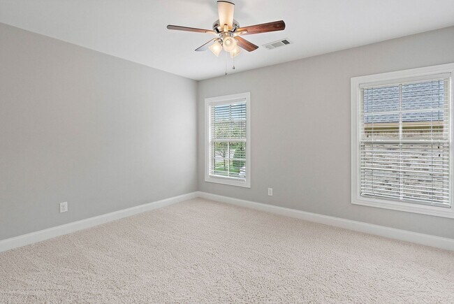 Building Photo - 1005 Brittain Downs Dr