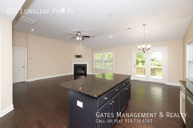 Building Photo - 826 Longleaf Pine Pl